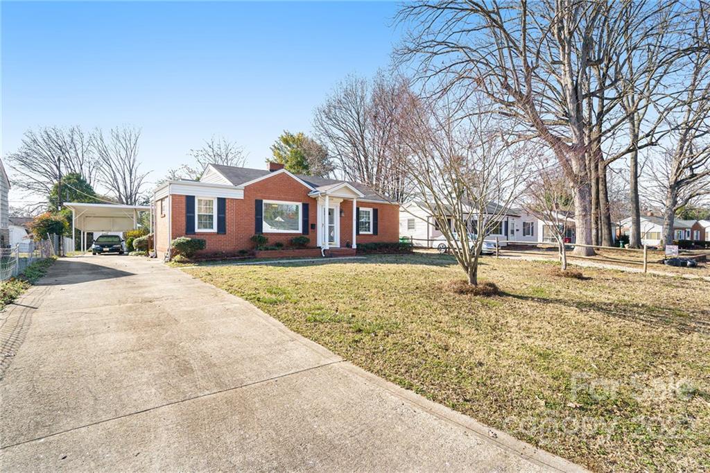 2236 Dickens Ave., Charlotte, NC 28208