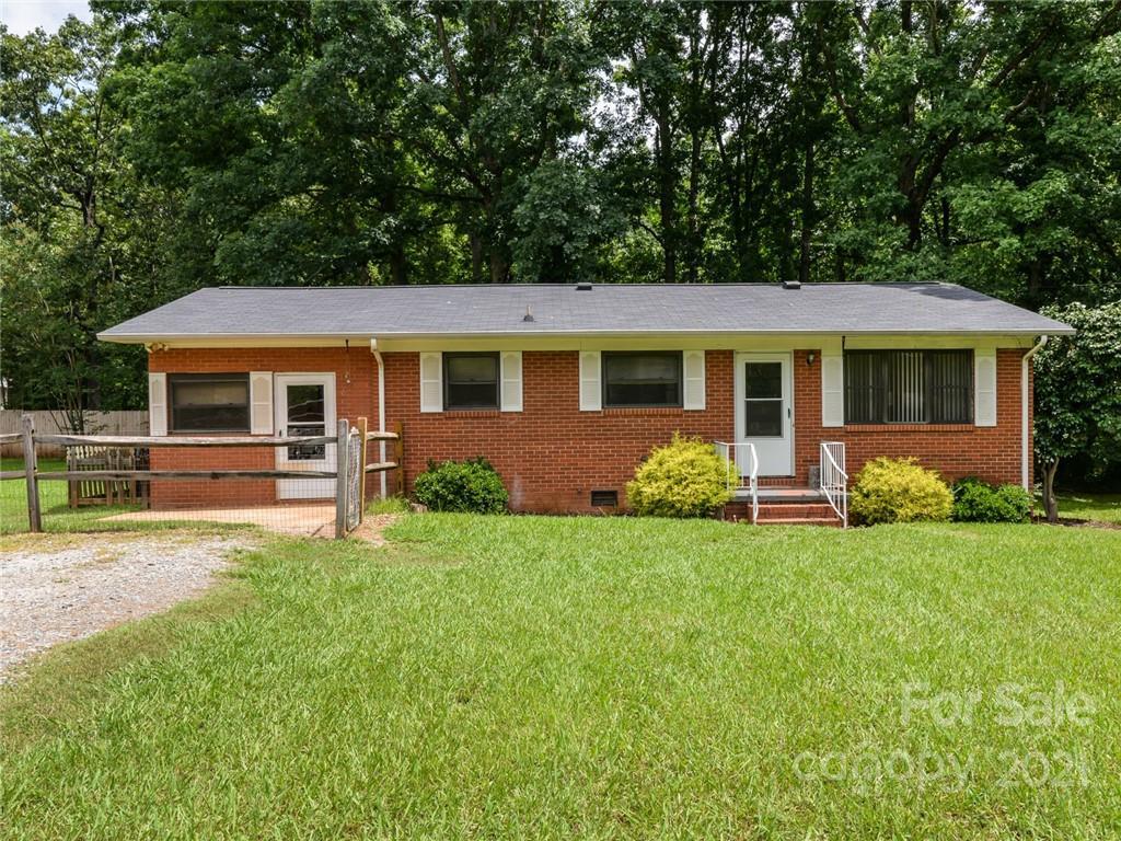 145 Rosemont Rd., Salisbury, NC 28146