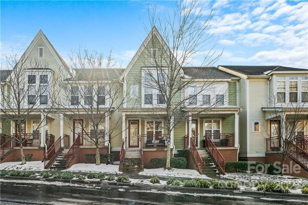 1069 Sycamore Green Pl., Charlotte, NC 28202