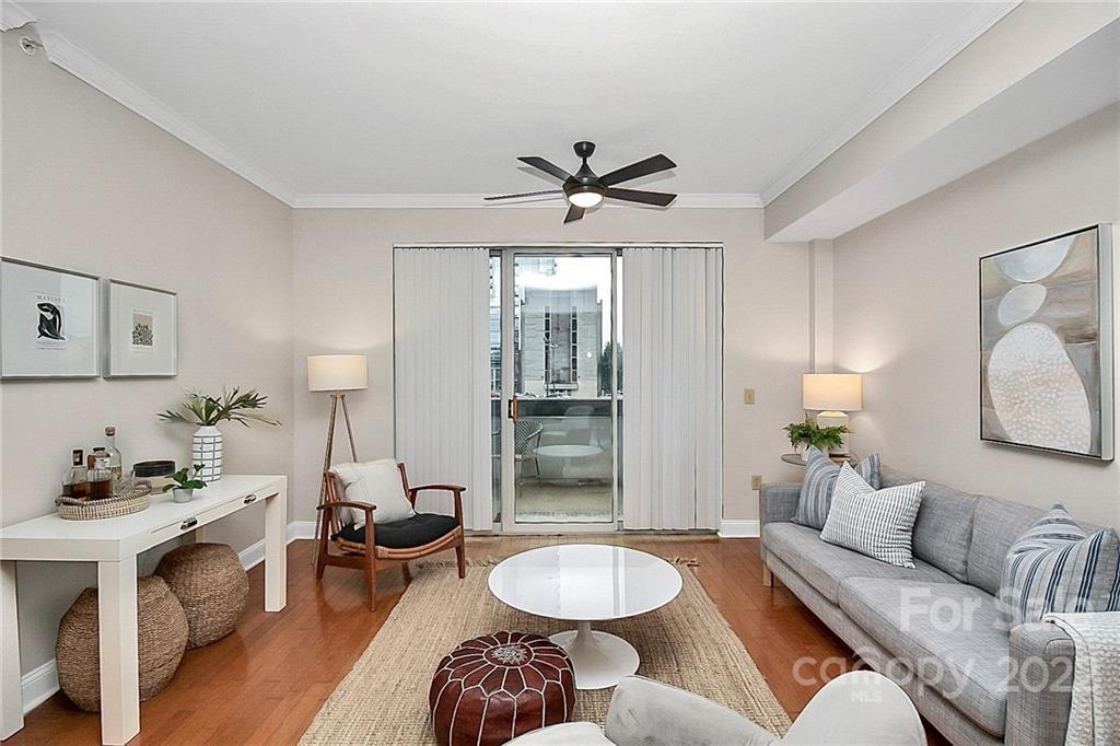 300 W 5th St. #321, Charlotte, NC 28202