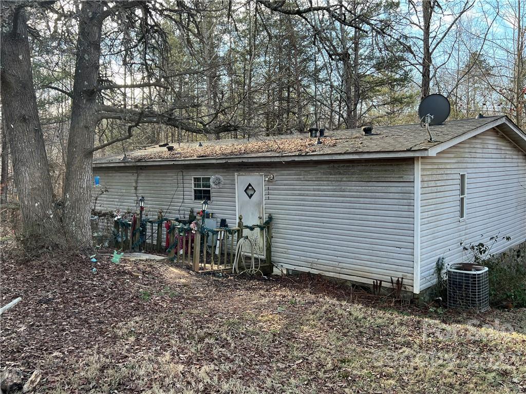 829 Calloway Rd., Lincolnton, NC 28092