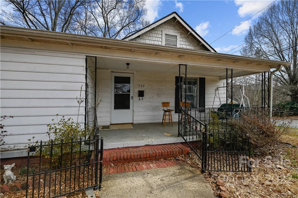 330 Chestnut St., Gastonia, NC 28054