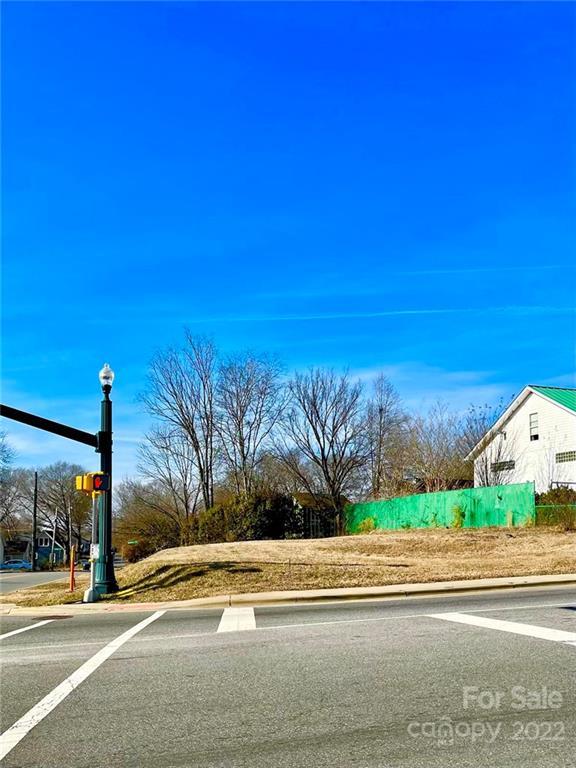 294 Cabarrus Ave., Concord, NC 28025
