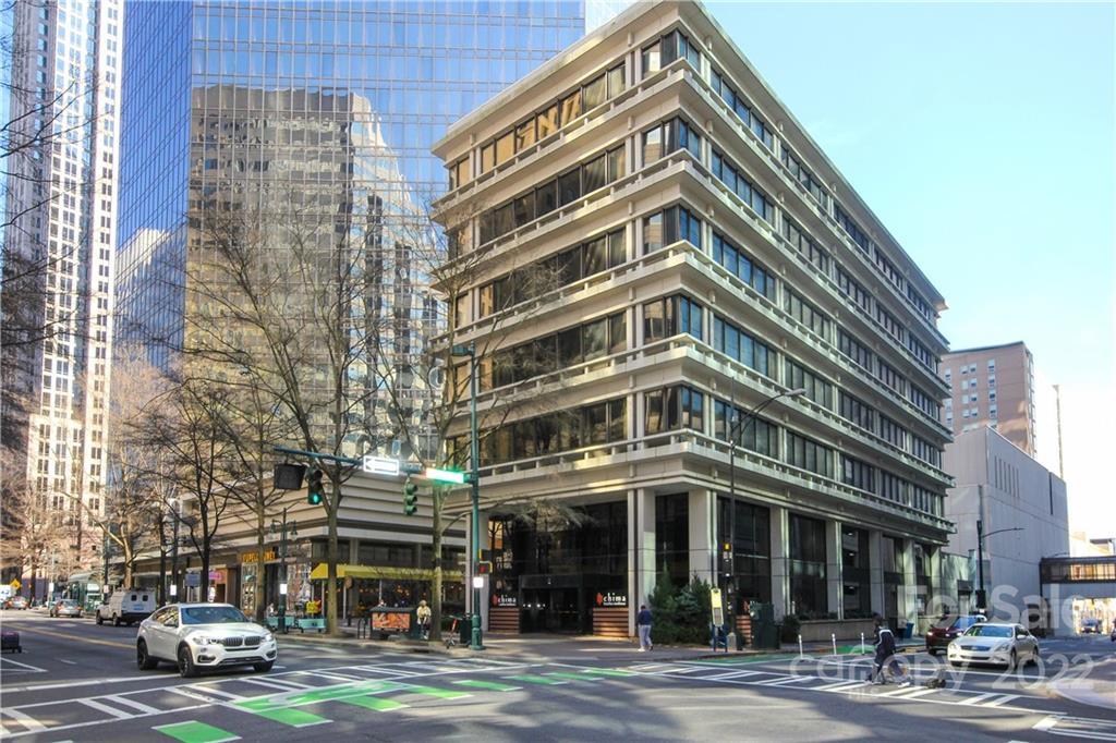 139 S Tryon St. #6, Charlotte, NC 28202