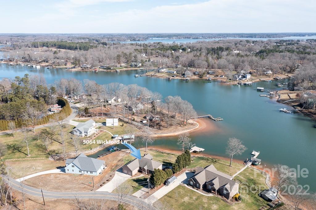 5064 Wickford Ln., Denver, NC 28037