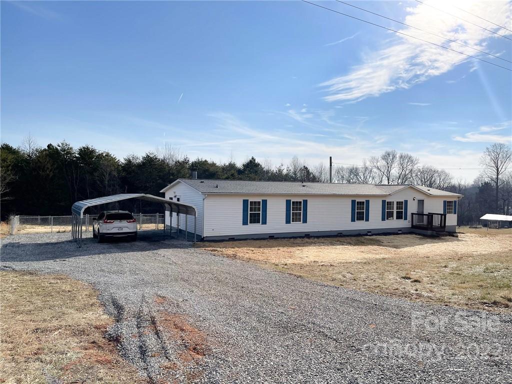 872 Harris Bridge Rd. #1 & 2, Statesville, NC 28678