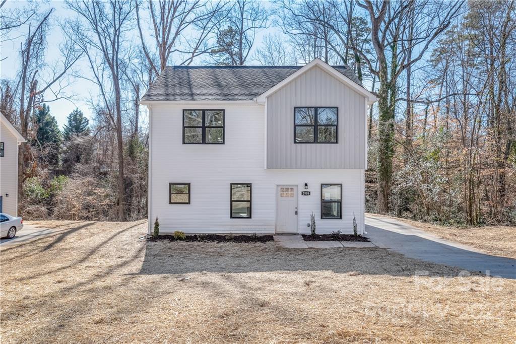 2908 Burgess Dr., Charlotte, NC 28208