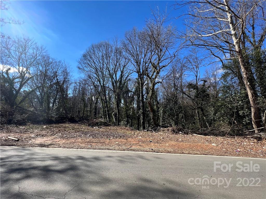 2945 Seymour Dr., Charlotte, NC 28208