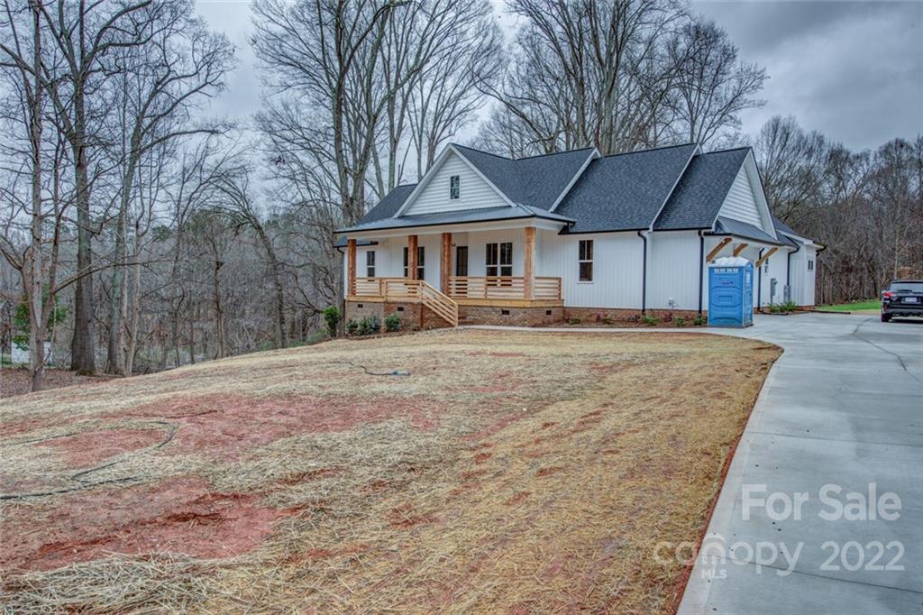 525 Cramerton Rd., Gastonia, NC 28056