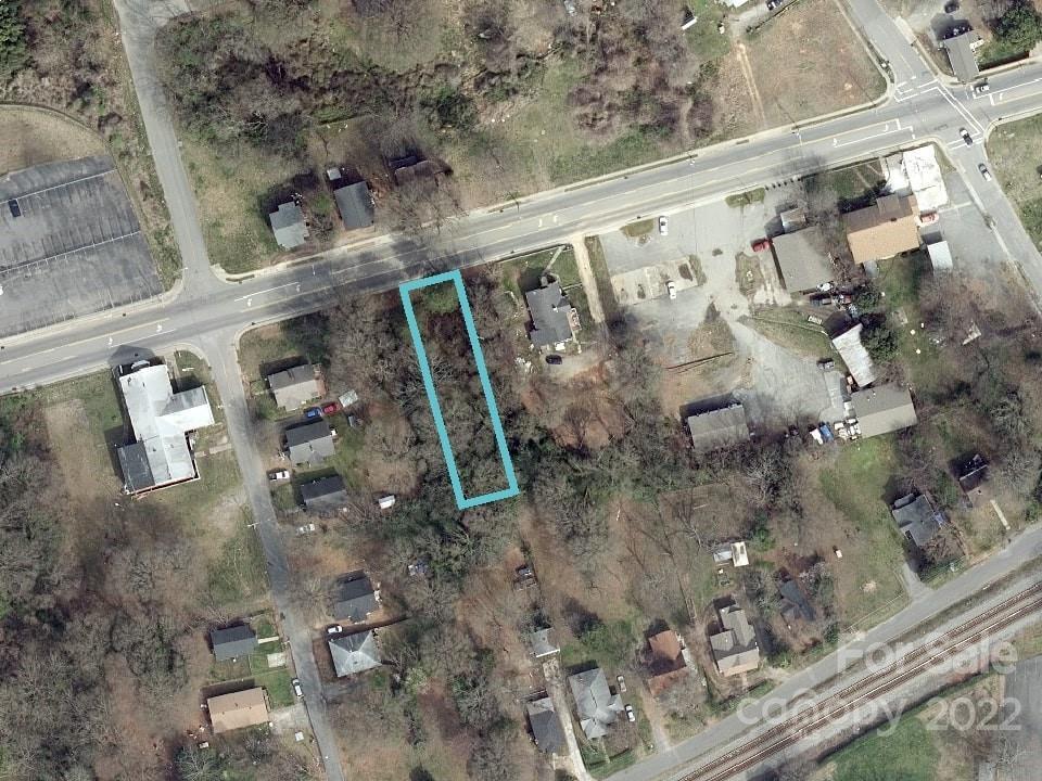 1209 Gaston Ave., Gastonia, NC 28052