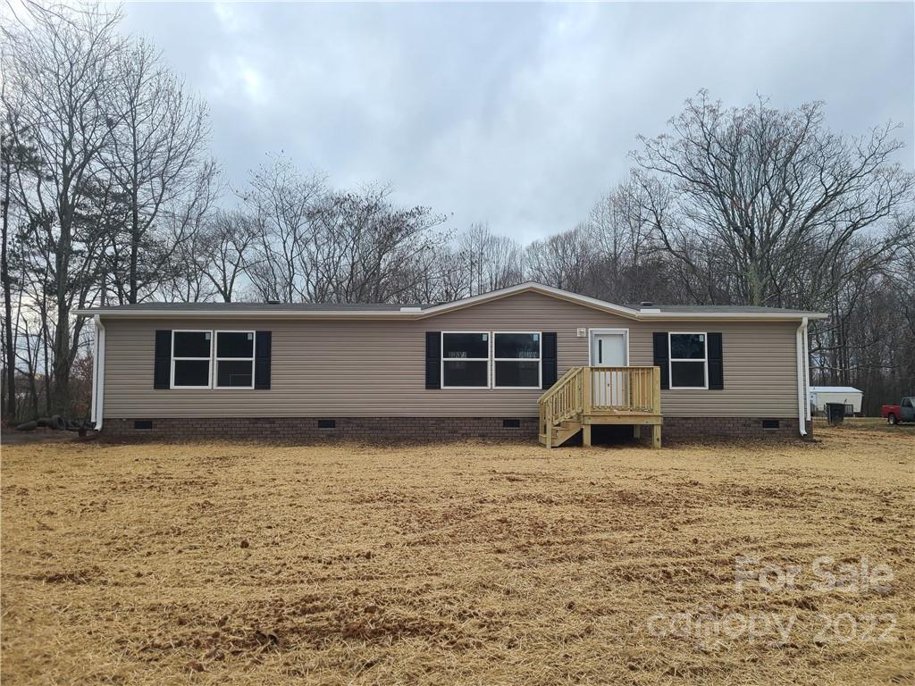436 Pilch Rd., Troutman, NC 28166