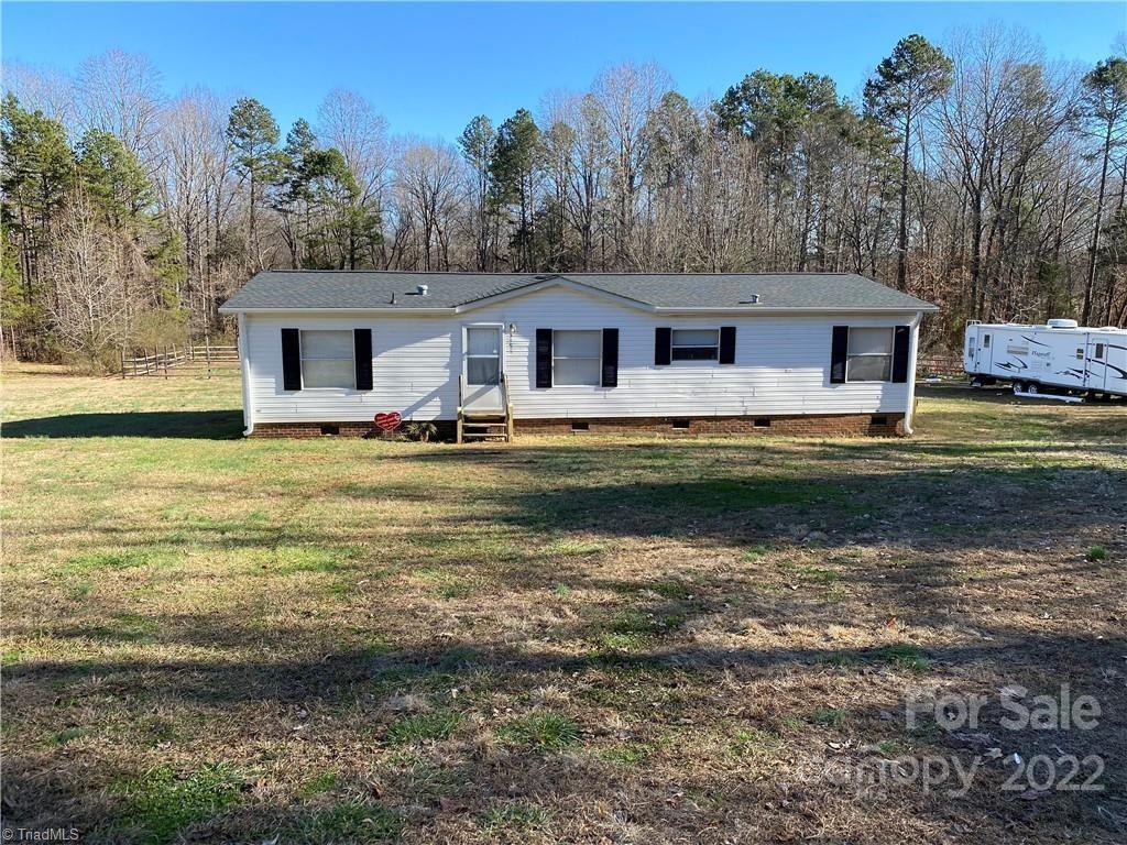 3191 Lark Dr., Denton, NC 27239