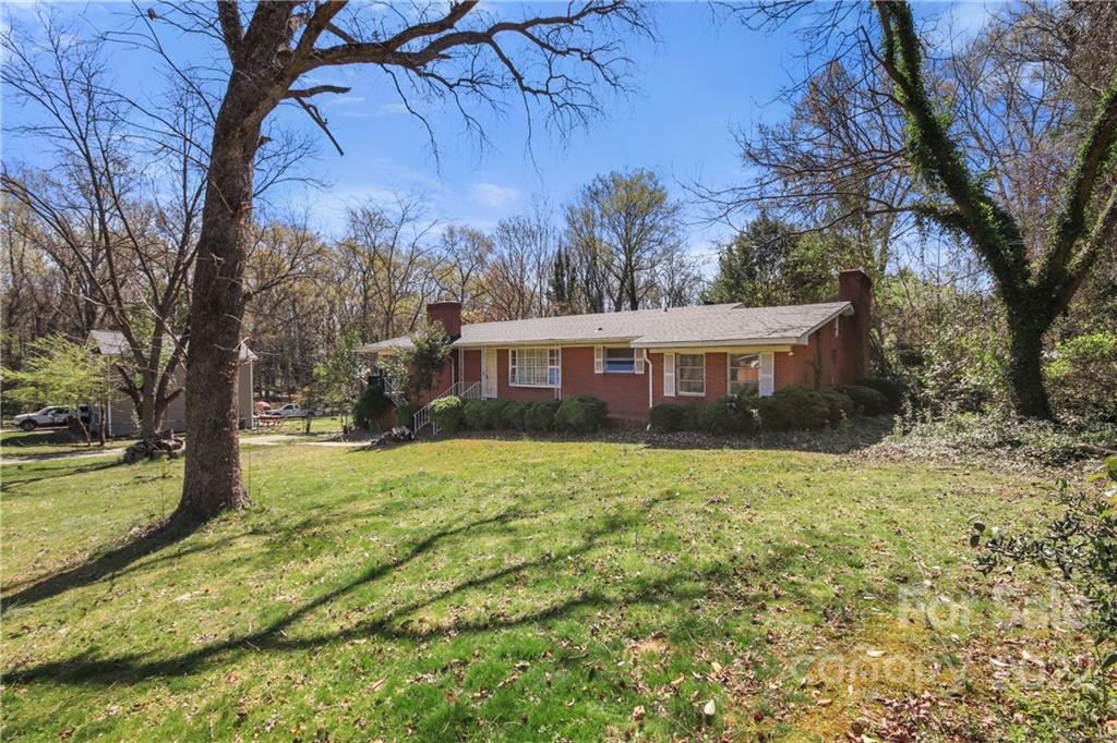6232 Barcliff Dr., Charlotte, NC 28212