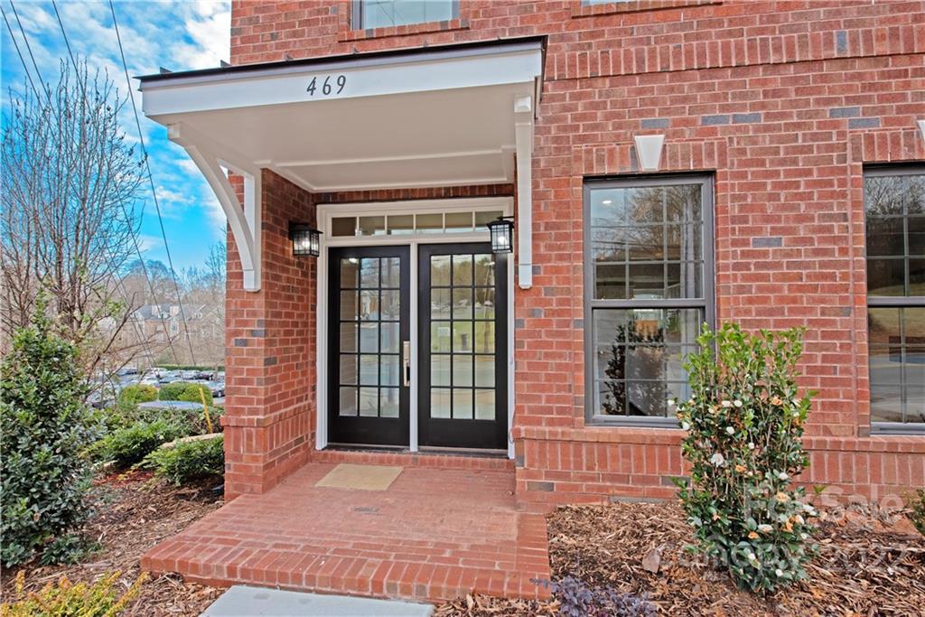 481 S Main St. #4, Davidson, NC 28036