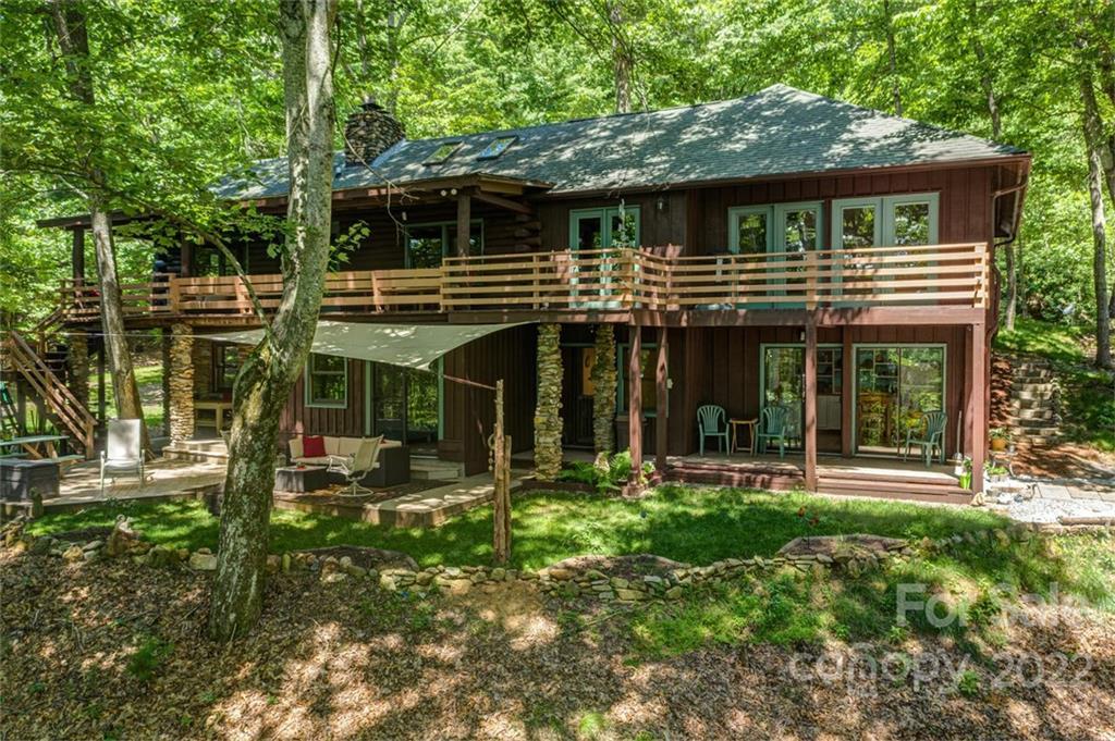 40 Laurie Ln., Asheville, NC 28806