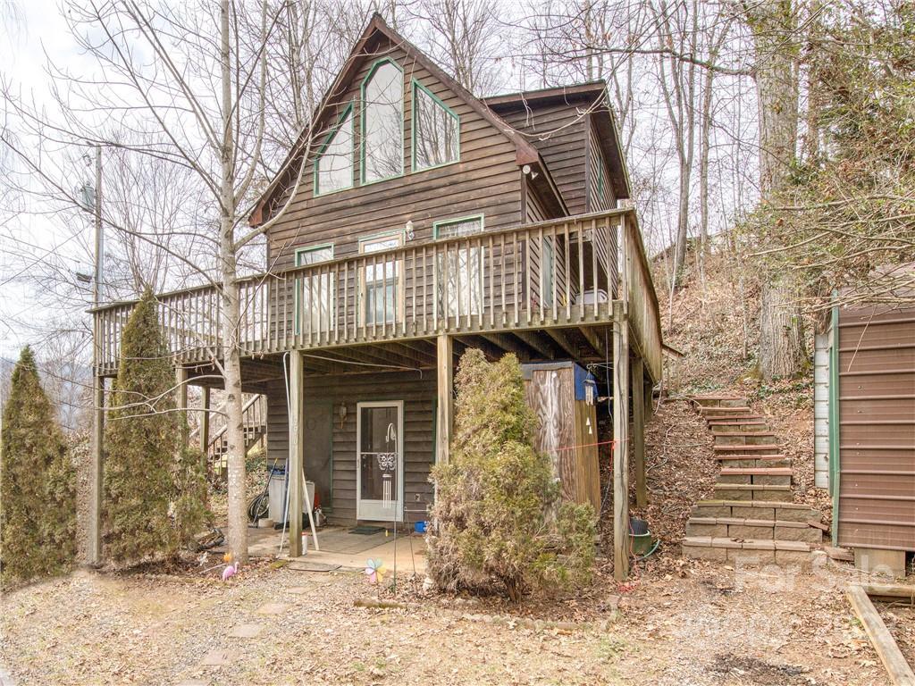 996 Dillsboro Rd., Sylva, NC 28779