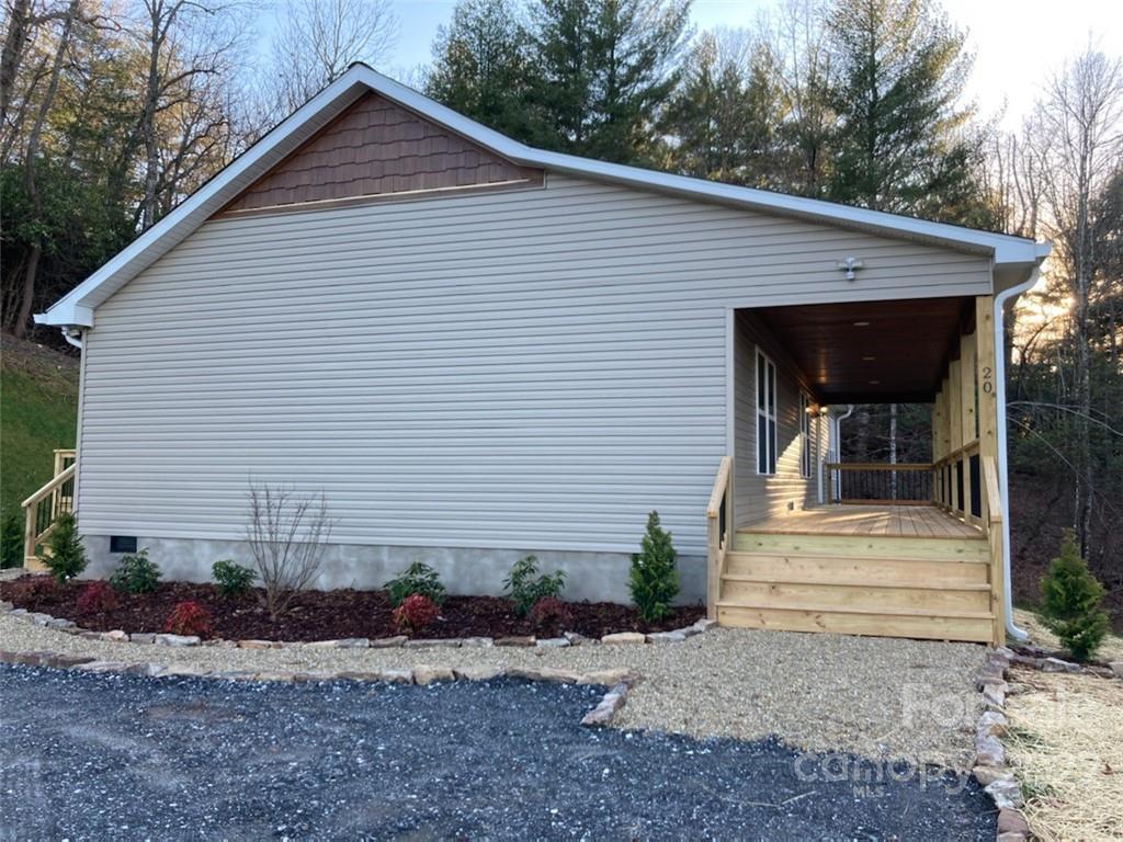 20 Olive Branch Rd., Sylva, NC 28779