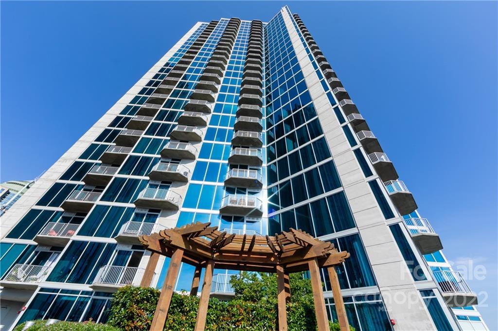 210 Church St. #2712, Charlotte, NC 28202