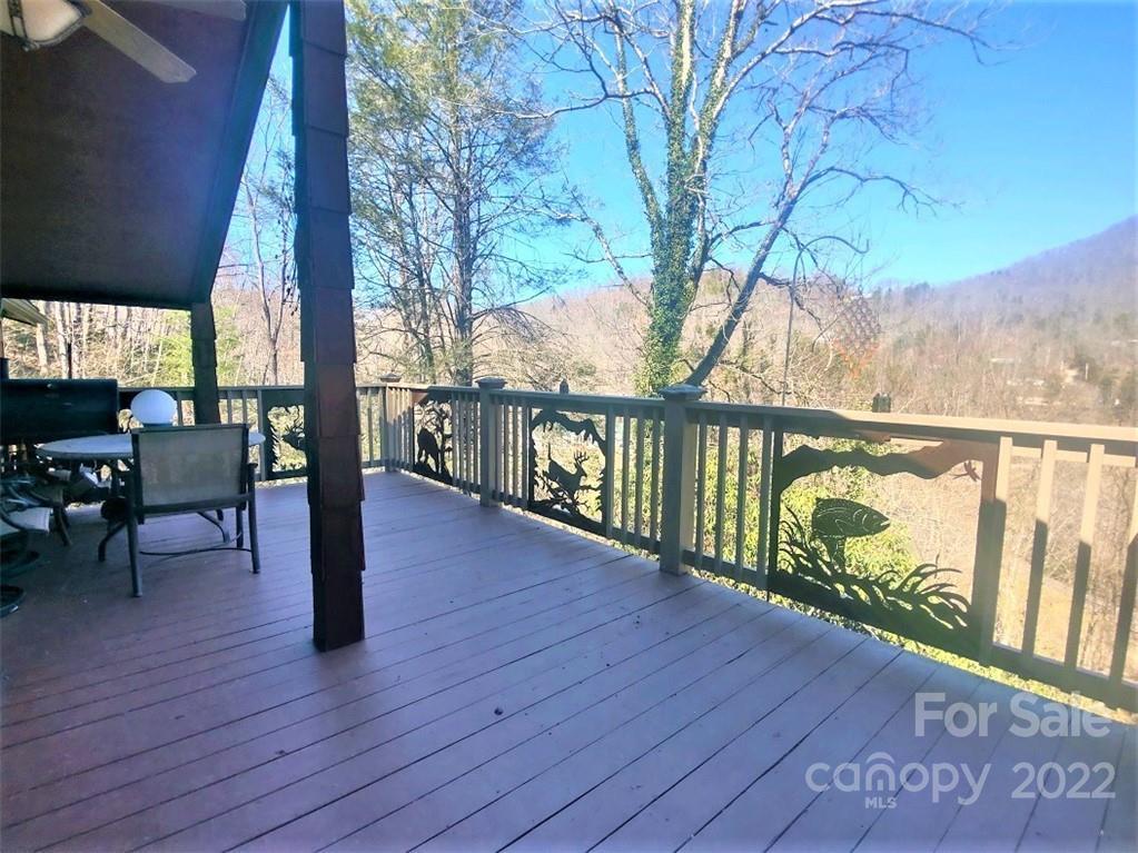 180 Claude Cook Rd., Sylva, NC 28779