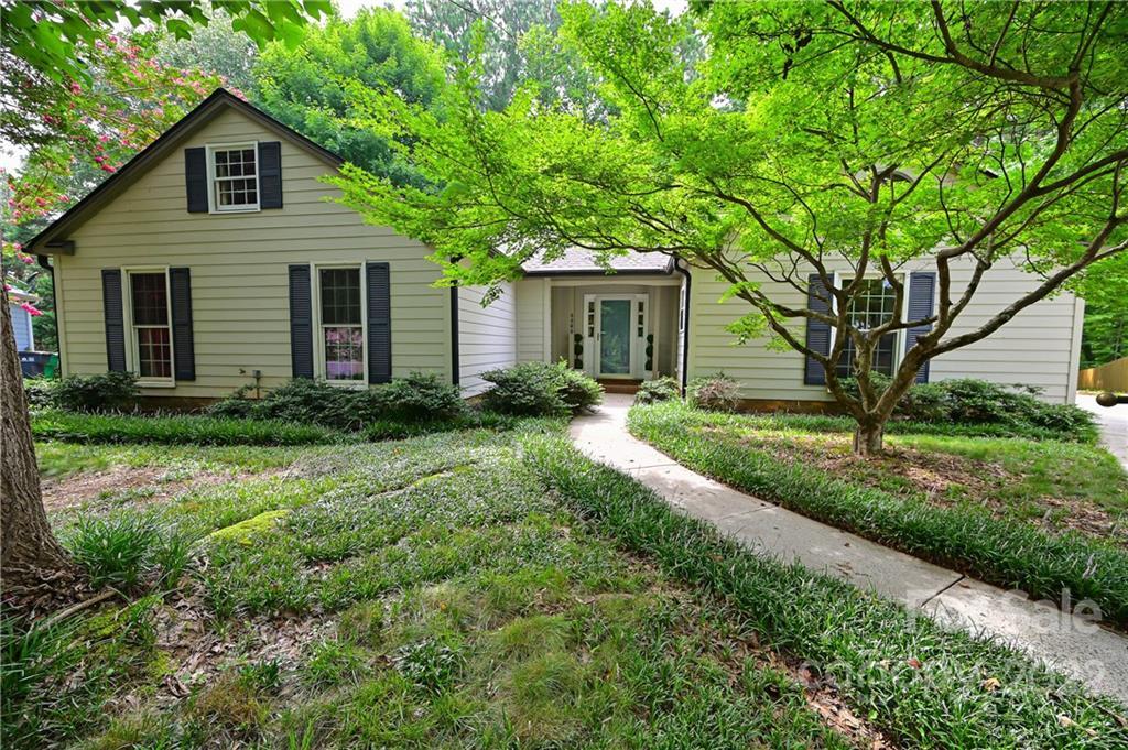 6600 Maris Ct., Charlotte, NC 28210
