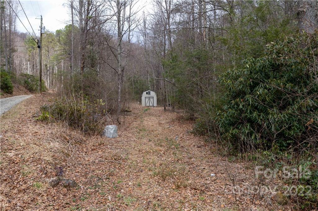 546 Still Fork Creek Rd., Burnsville, NC 28714