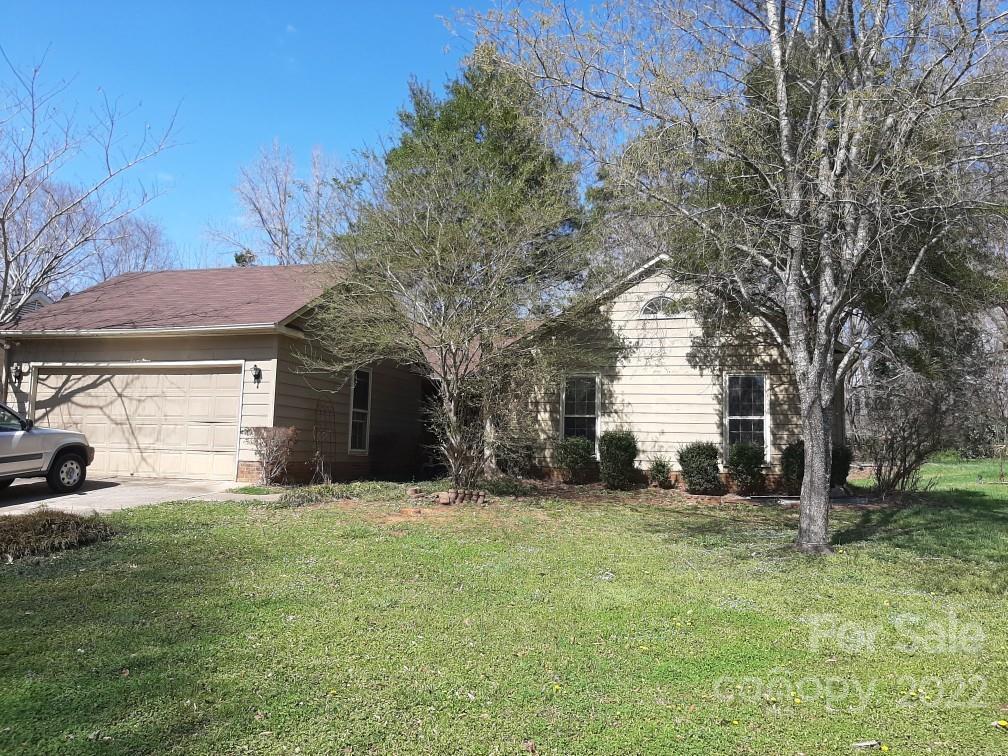 8242 Walnut Creek Ln., Charlotte, NC 28227