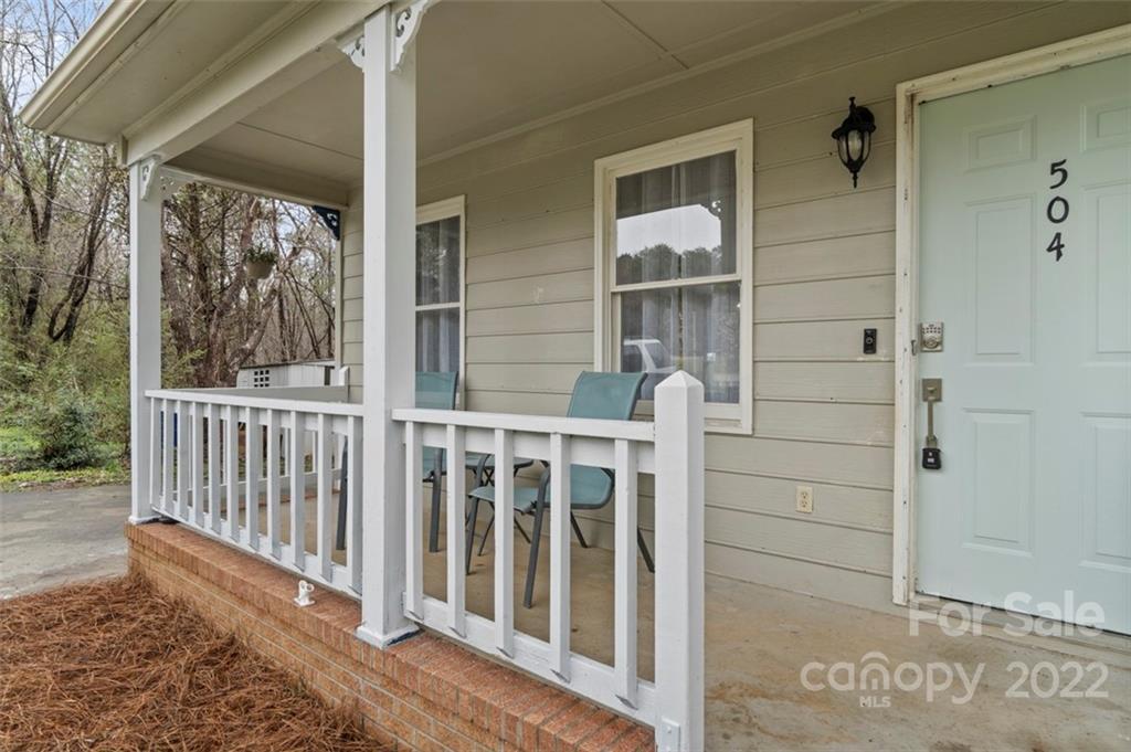 504 Woodstream Dr., Gastonia, NC 28056