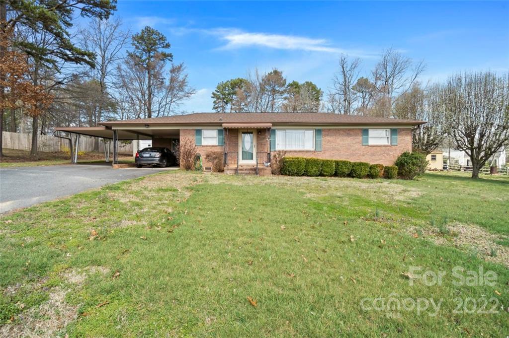 2131 Hopedale St., Kannapolis, NC 28083