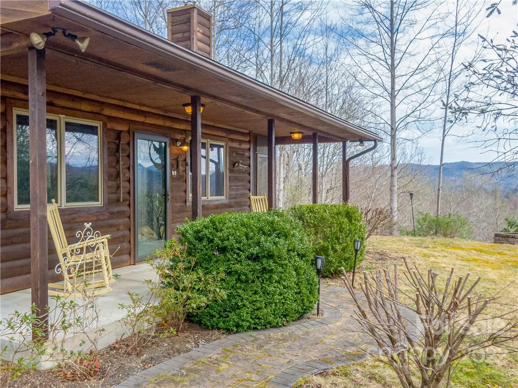 684 Holly Hill Farm Rd., Pisgah Forest, NC 28768