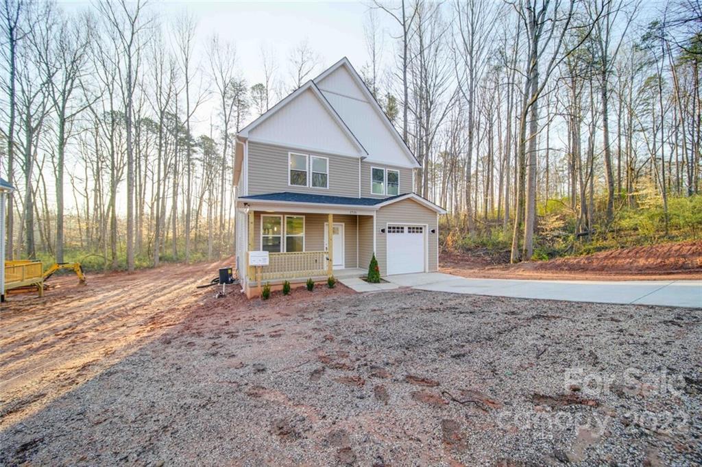 1715 Deer St., Charlotte, NC 28214