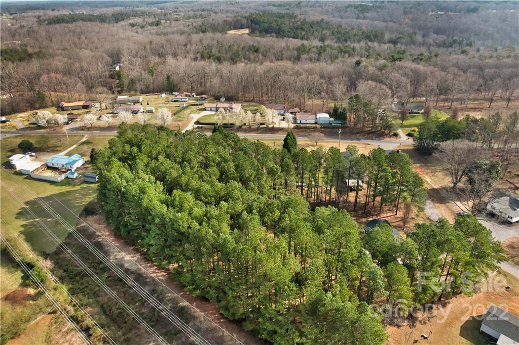 110 Desiree Dr., Statesville, NC 28677