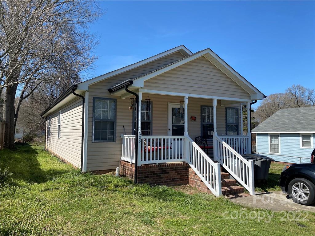 605 Hillside St., Kannapolis, NC 28083