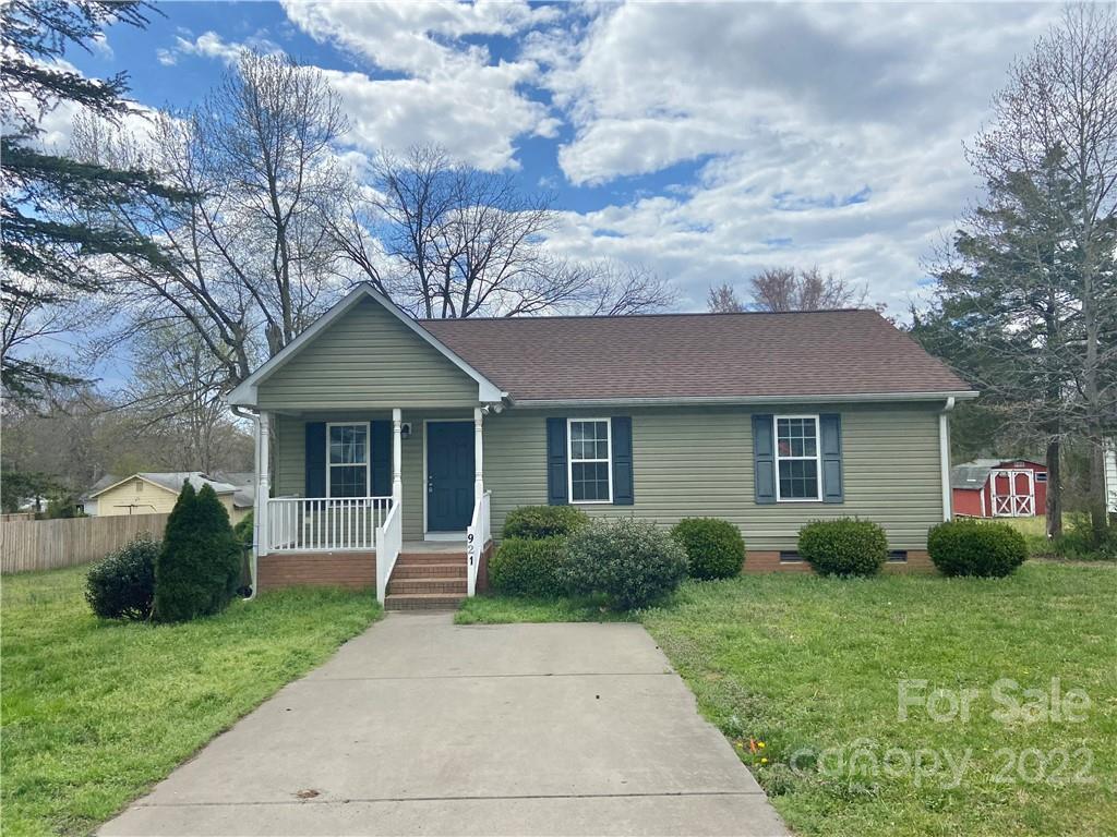 921 Grace Ave., Kannapolis, NC 28083