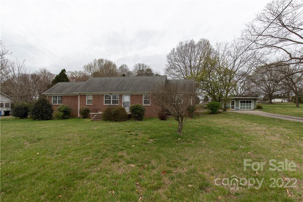 2260 Statesville Hwy., Mooresville, NC 28115