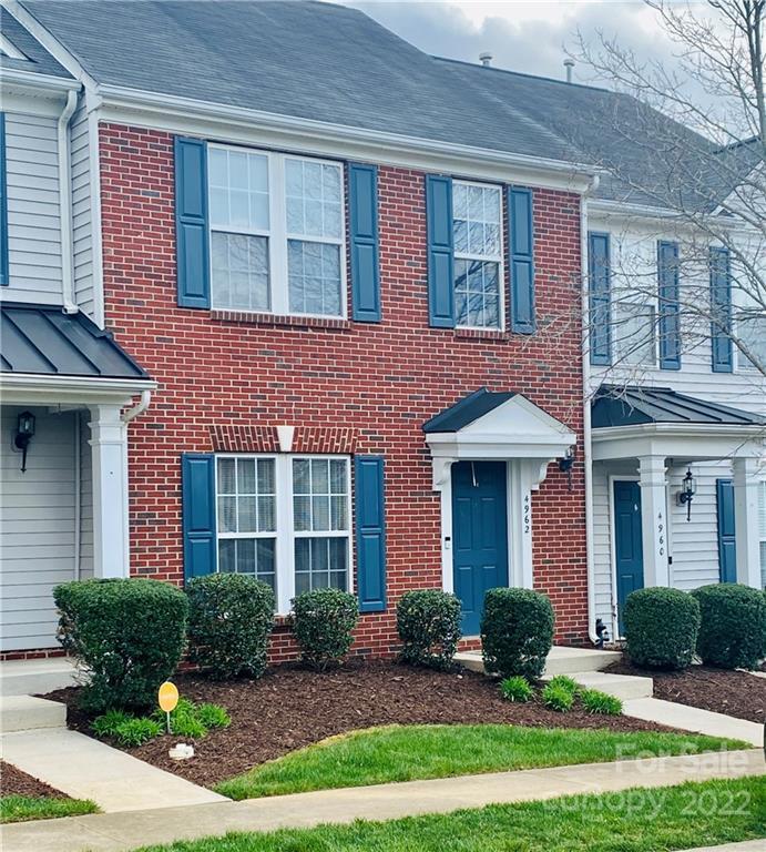 4962 Sunburst Ln., Charlotte, NC 28213