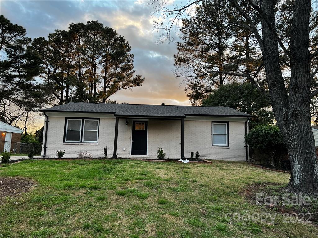 3623 Braden Dr., Charlotte, NC 28216