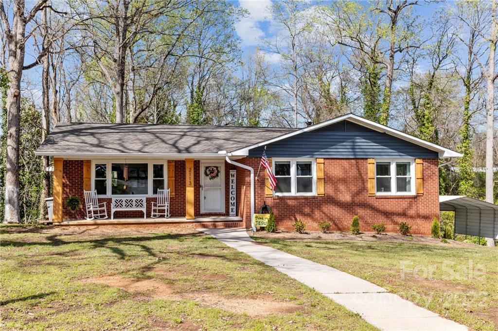2113 Woodlawn St., Kannapolis, NC 28083