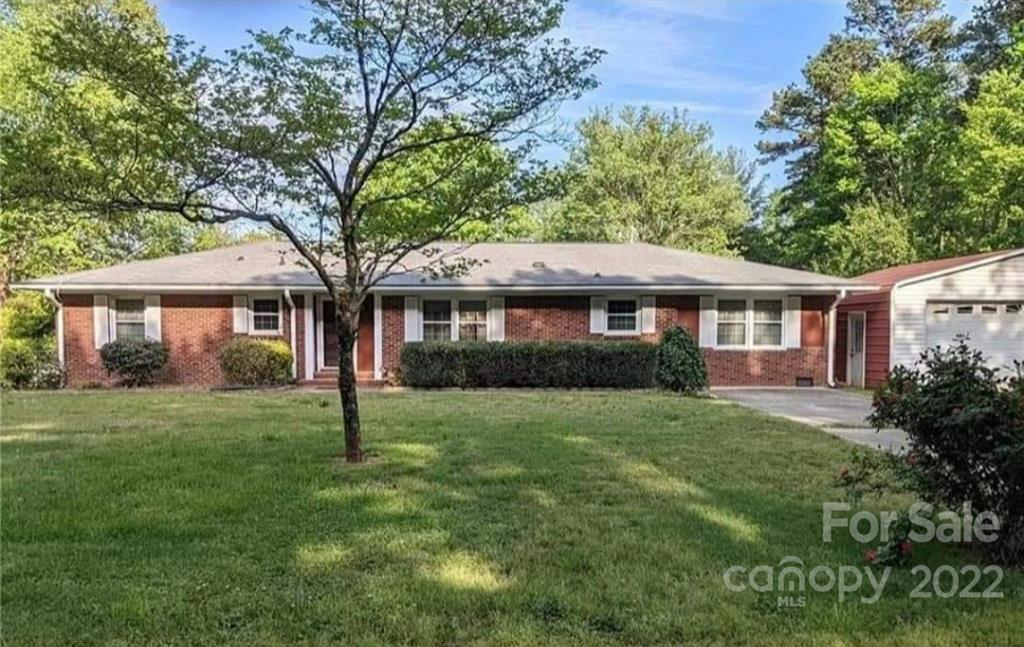 8910 Abby Ln., Kannapolis, NC 28081