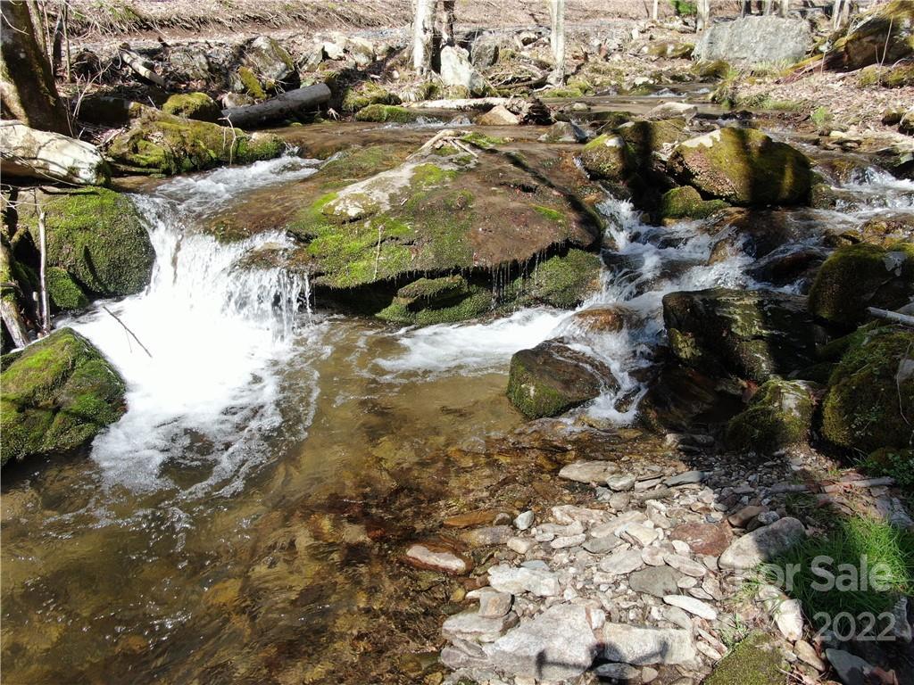 00 Beans Creek Rd., Bakersville, NC 28705