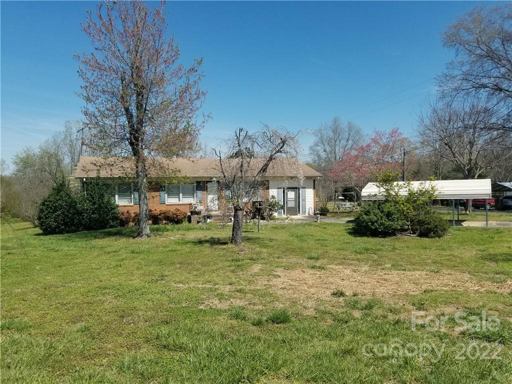 12019 Dera St., Norwood, NC 28128