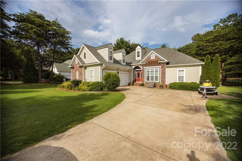 147 Henry Ln., Mooresville, NC 28117