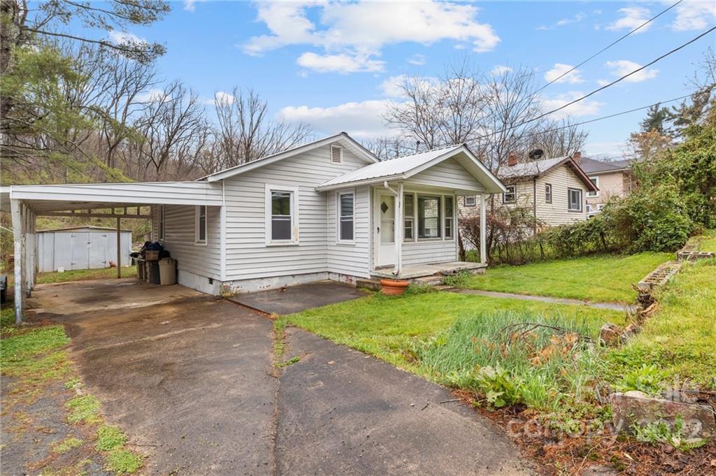 216 Welch St., Waynesville, NC 28786