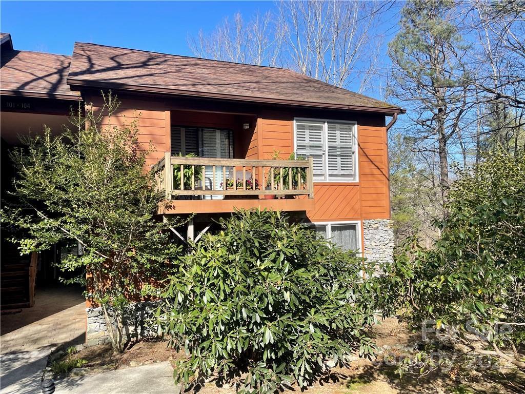 43 Toxaway Views Dr. ##104, Lake Toxaway, NC 28747