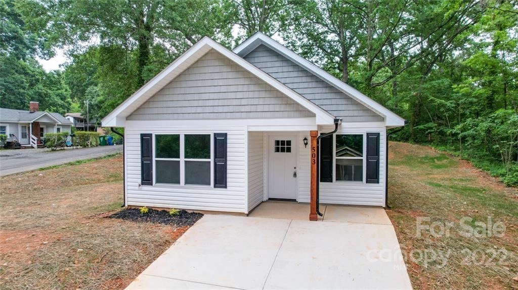 416 Brookwood Ave., Albemarle, NC 28001