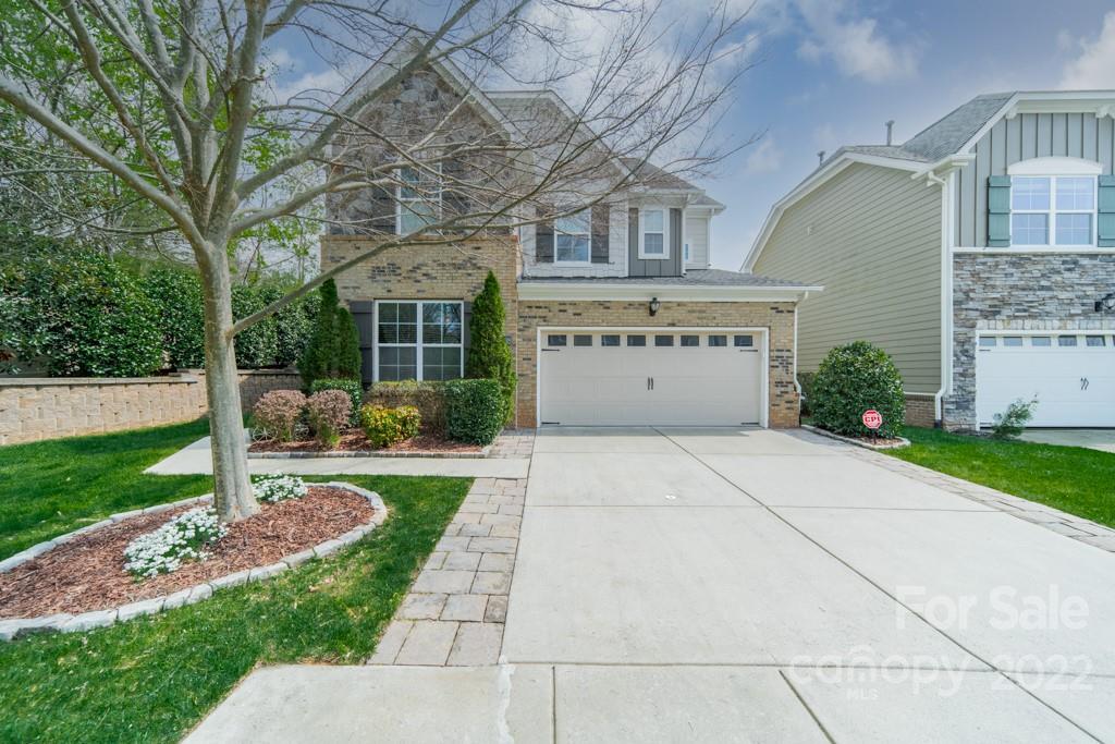4438 Forest Gate Ln., Charlotte, NC 28270