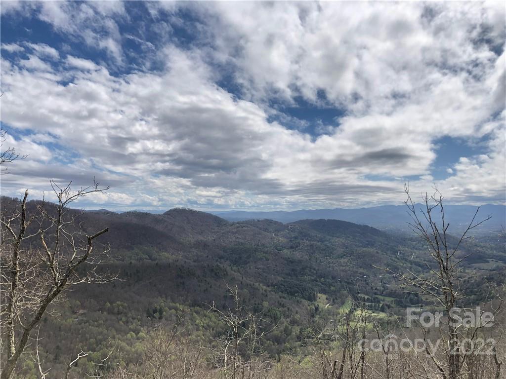 000 Elk Mountain Scenic Hwy., Asheville, NC 28804