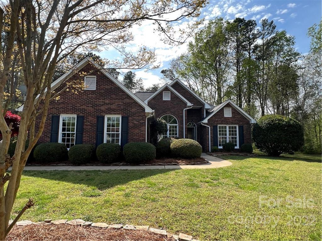 130 Frost Ln., Mooresville, NC 28115