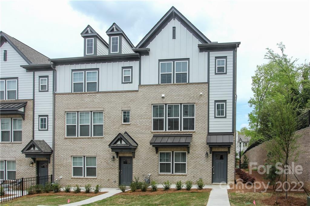 128 Bell Meadow Pl., Charlotte, NC 28211