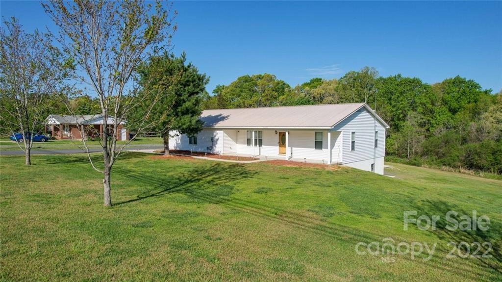 24253 Old Aquadale Rd., Albemarle, NC 28001