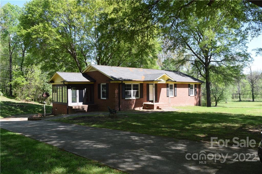 114 Kimmswick Rd., Charlotte, NC 28214